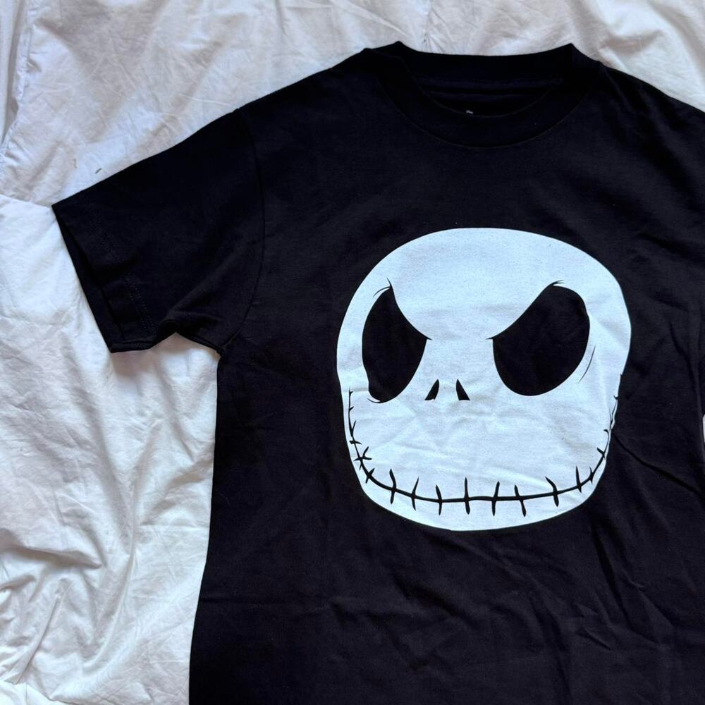 Nightmare before christmas black graphic tee sz s mall goth emo hot topic y2k - Picture 3 of 6
